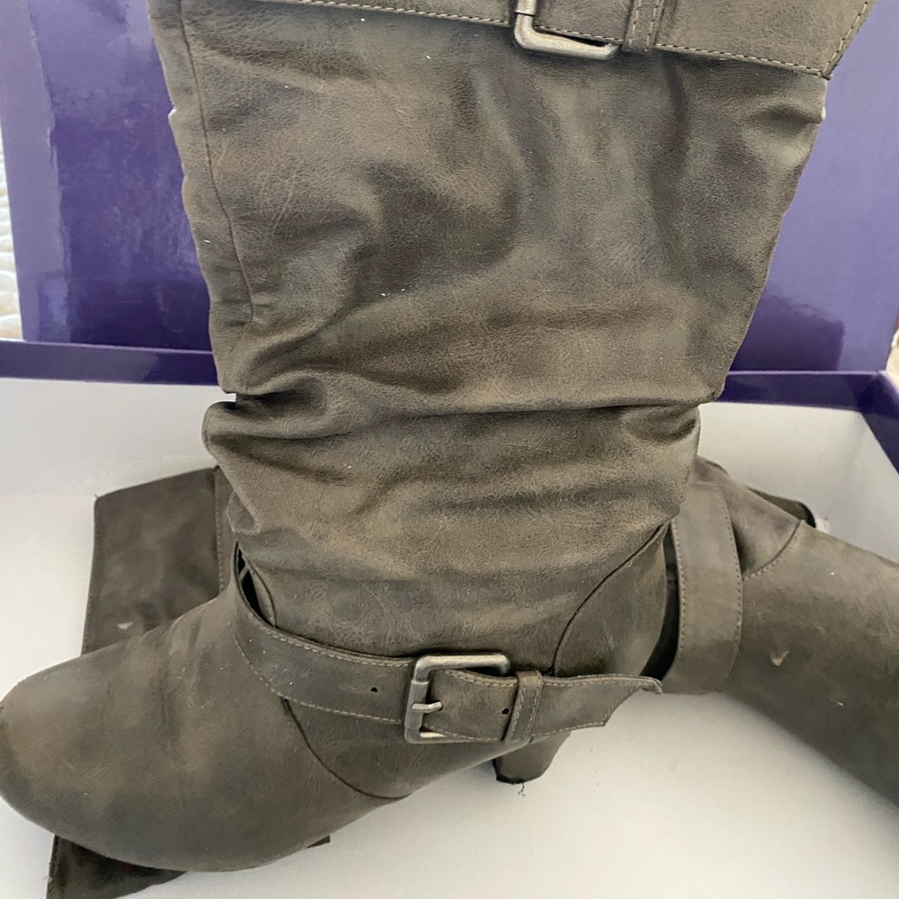 Steve Madden Boots